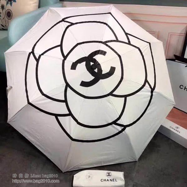 CHANEL香奈兒傘 火爆新款 山茶花搭配經典的香奈兒LOGO 珍珠球手柄 晴雨傘 防曬隔熱 防紫外線  zm1042